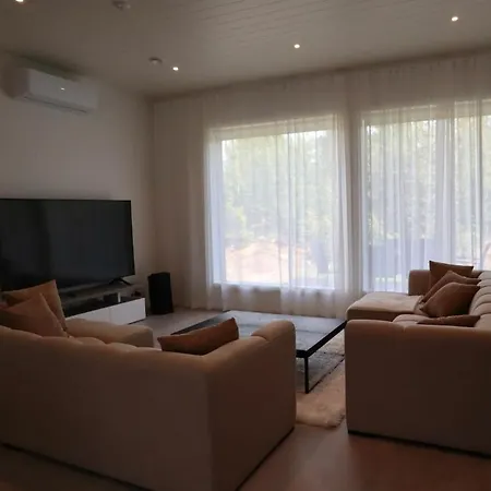 Βίλα Villasafe *